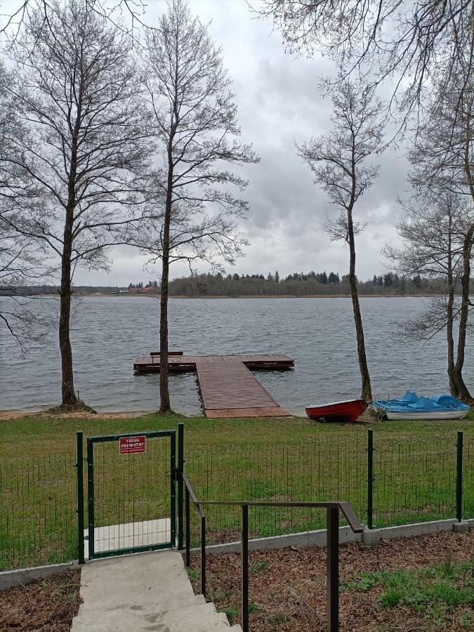 Zielona Ostoja - Domy Caloroczne Z Wlasna Linia Brzegowa Prażmowo Kültér fotó